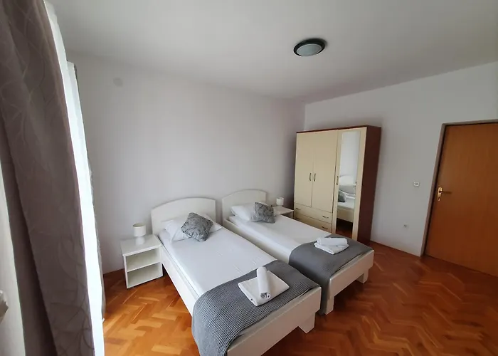 Apartment Ante