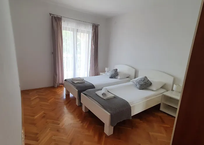 Apartment Ante *