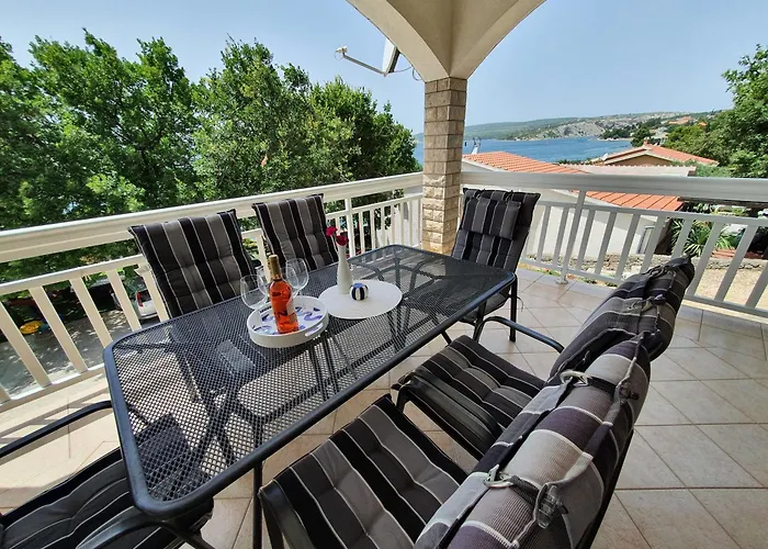 Ante Apartment